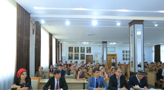 МУЪМИН ҚАНОАТ – ЧЕҲРАИ МОНДАГОРИ ТАЪРИХИ АДАБИЁТИ ТОҶИК