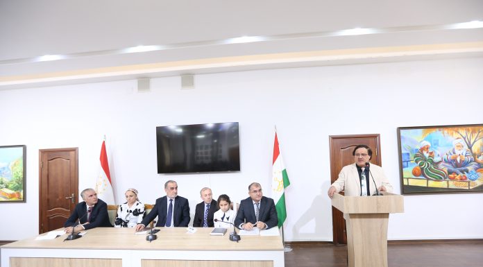 ЁДКАРДИ ДУ ТАН АЗ СУХАНВАРОН