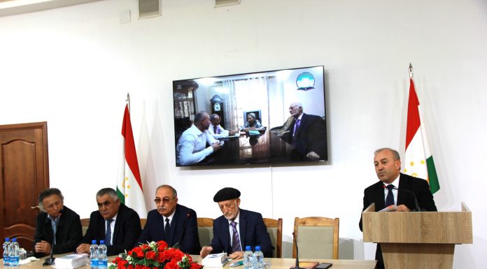 МАҲФИЛИ ИЛМӢ-АДАБӢ БАХШИДА БА КИТОБИ НАВИСАНДАИ МАЪРУФ АБДУЛҲАМИД САМАД -«ШАМЪЕ АФРӮЗАНДАИ ЧАРОҒҲО»