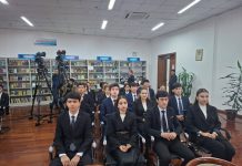 ИШТИРОКИ ФАЪОЛОНАИ ДОНИШҶӮЁН ДАР ҶАРАЁНИ БАРГУЗОРИИ ОЗМУНИ ҶУМҲУРИЯВИИ “ФУРӮҒИ СУБҲИ ДОНОӢ КИТОБ АСТ”, НОМИНАТСИЯИ АДАБИЁТИ КЛАССИК