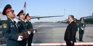 БУЗУРГОНРО БУЗУРГОН ЗИНДА МЕДОРАНД: ШУҶОАТИ ИНСОНӢ ВА ҲИММАТИ ХУСРАВОНӢ